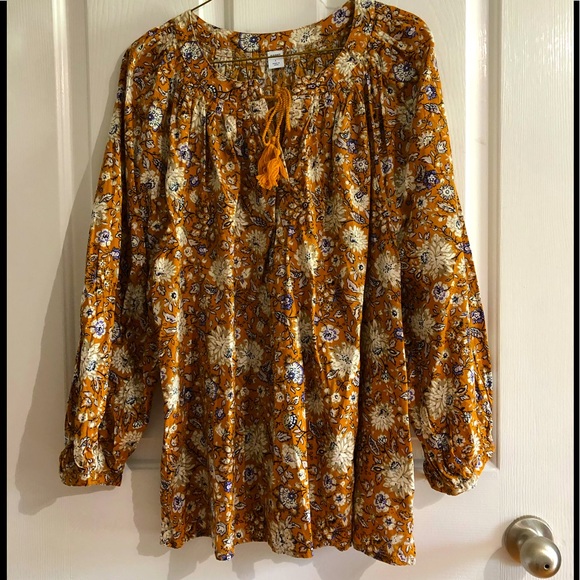 Old Navy Tops - EUC women’s blouse shirt large old navy floral